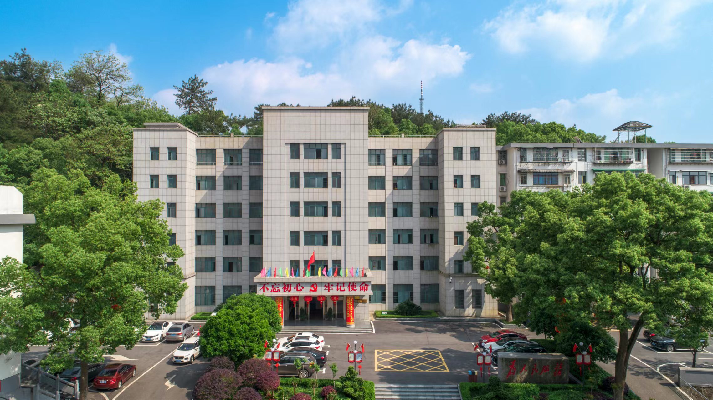 96697006c68f6304.jpg 96697006c68f6304.jpg